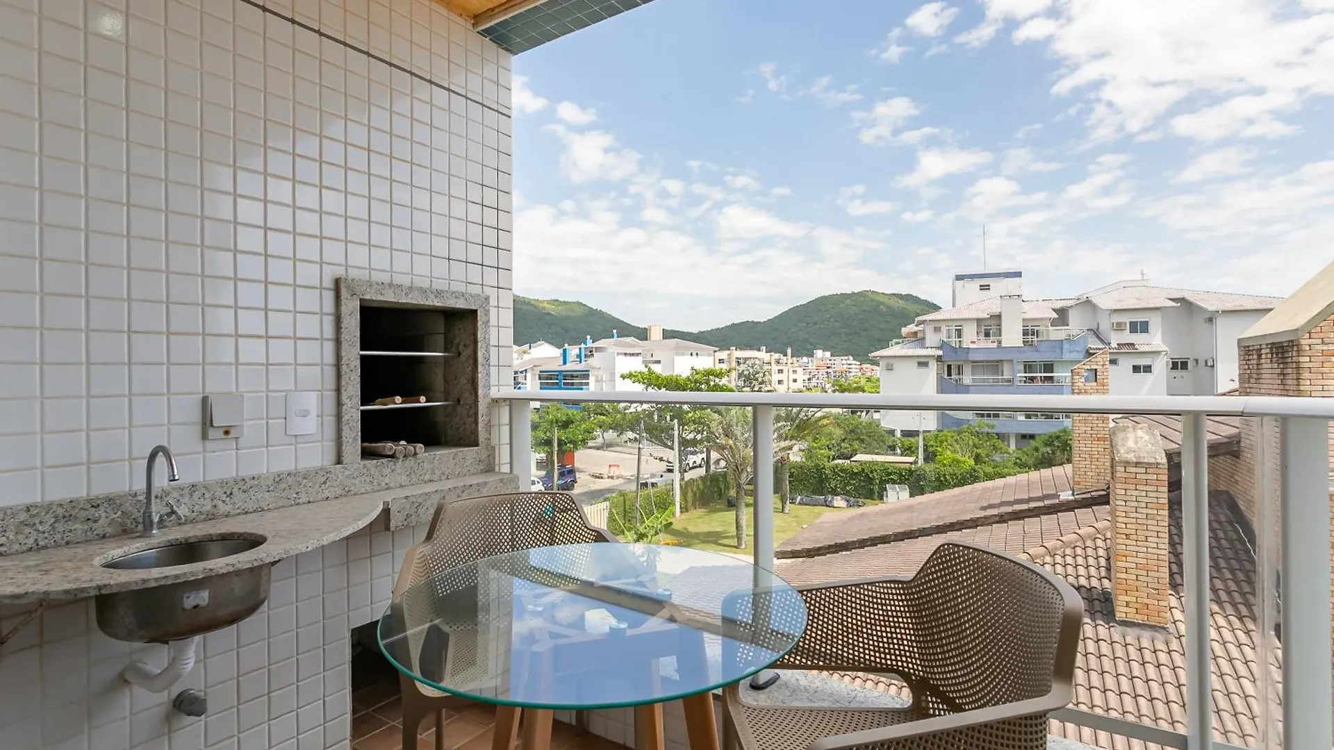 Apartamento Predio Nos Ingleses Pe-Na-Areia Com Piscina - Aquarelle Florianópolis