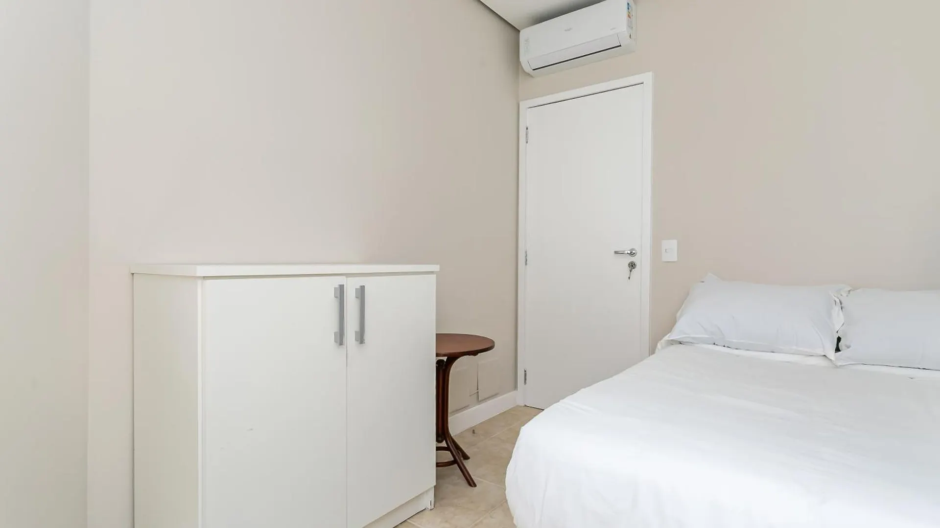 Apartamento Predio Nos Ingleses Pe-Na-Areia Com Piscina - Aquarelle Florianópolis